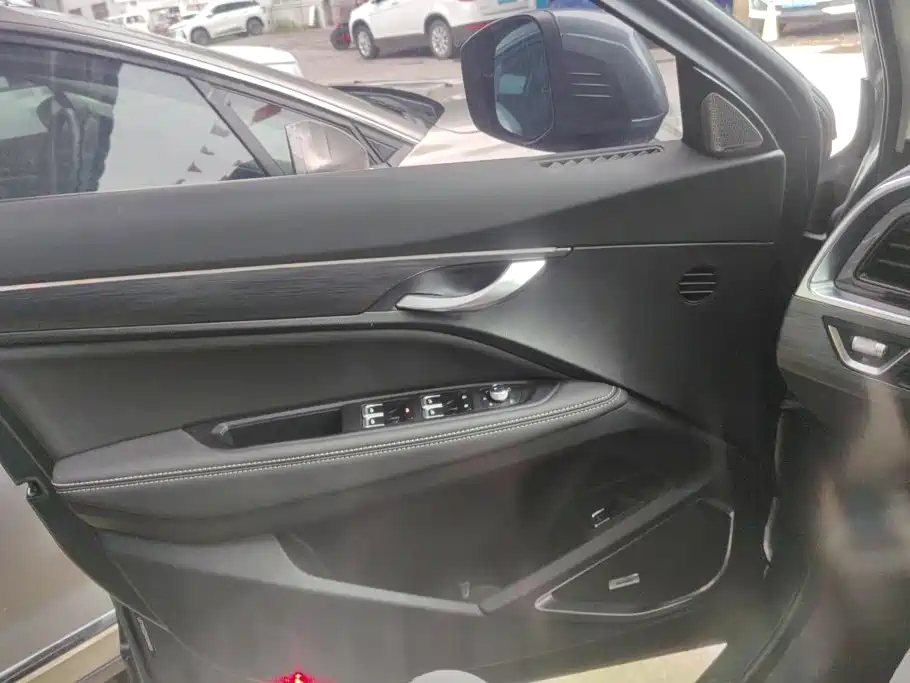 Geely Xingyue — миниатюра 7