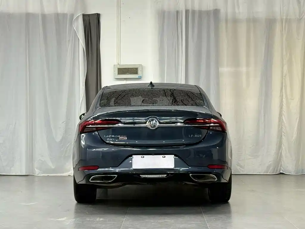 Buick LaCrosse — миниатюра 4