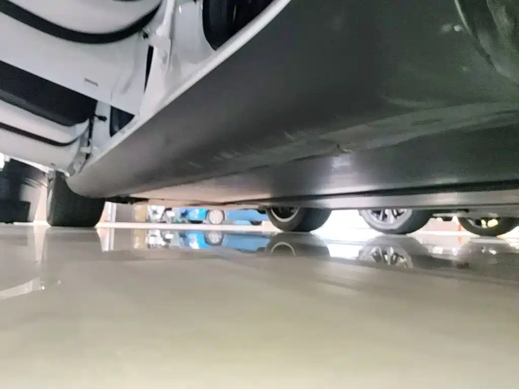 Tesla Model Y — миниатюра 22