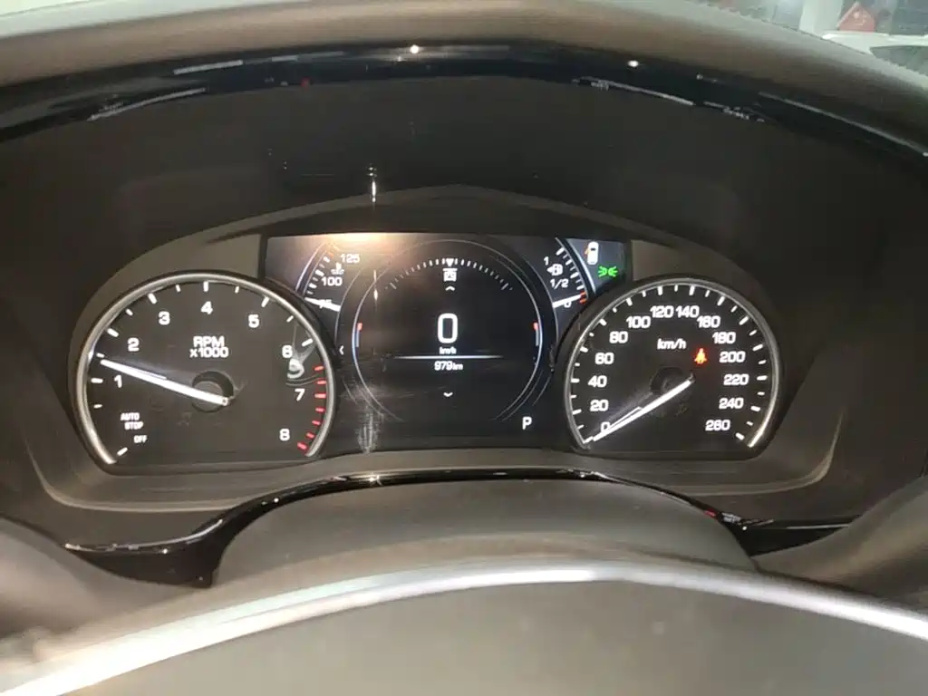 Cadillac XT5 — миниатюра 12