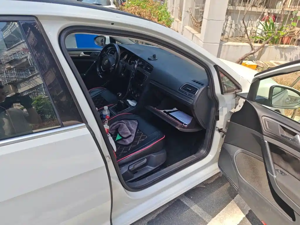 Volkswagen Golf — миниатюра 20