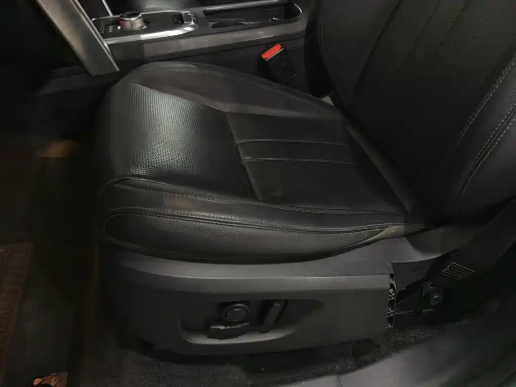 Land Rover Discovery Sport — миниатюра 20
