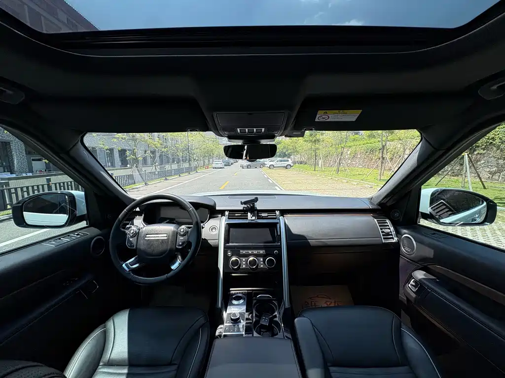 Land Rover Discovery — миниатюра 5