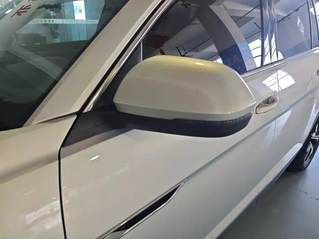 Volkswagen Teramont — миниатюра 12