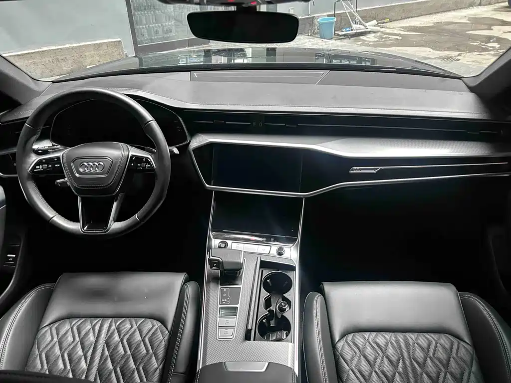 Audi A6L 2025 45 TFSI