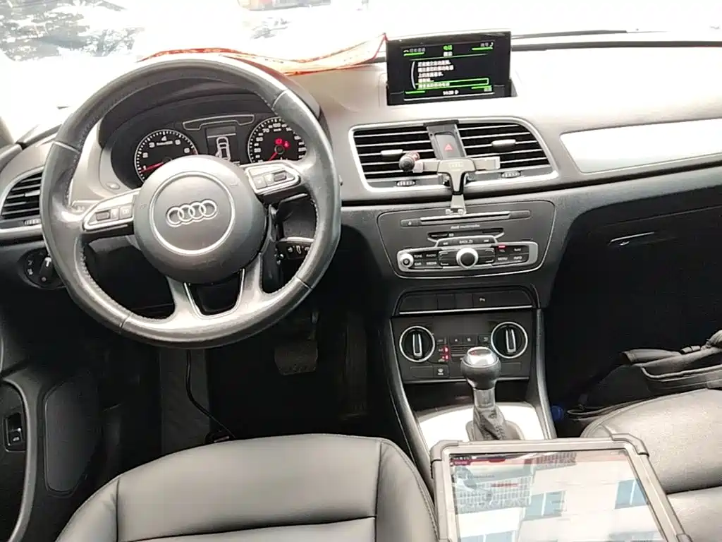 Audi Q3 — миниатюра 10
