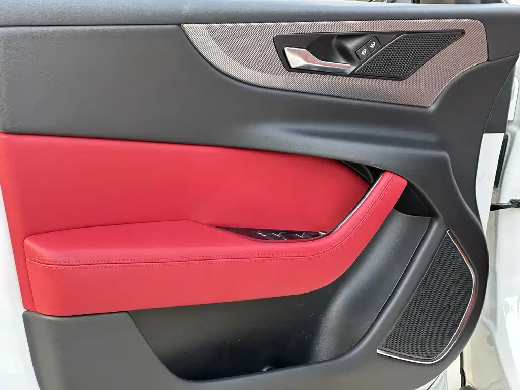 Jaguar XEL — миниатюра 13