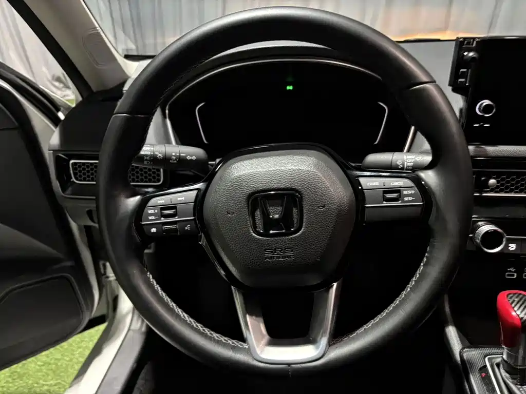 Honda Civic — миниатюра 14