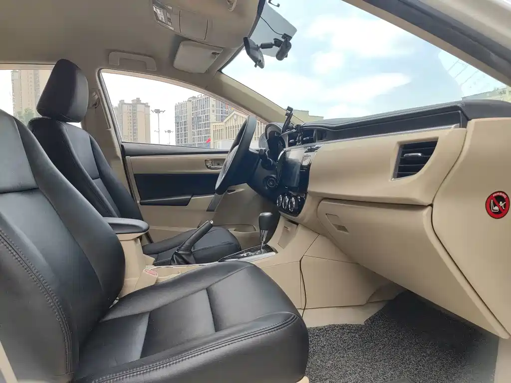 Toyota Corolla — миниатюра 10