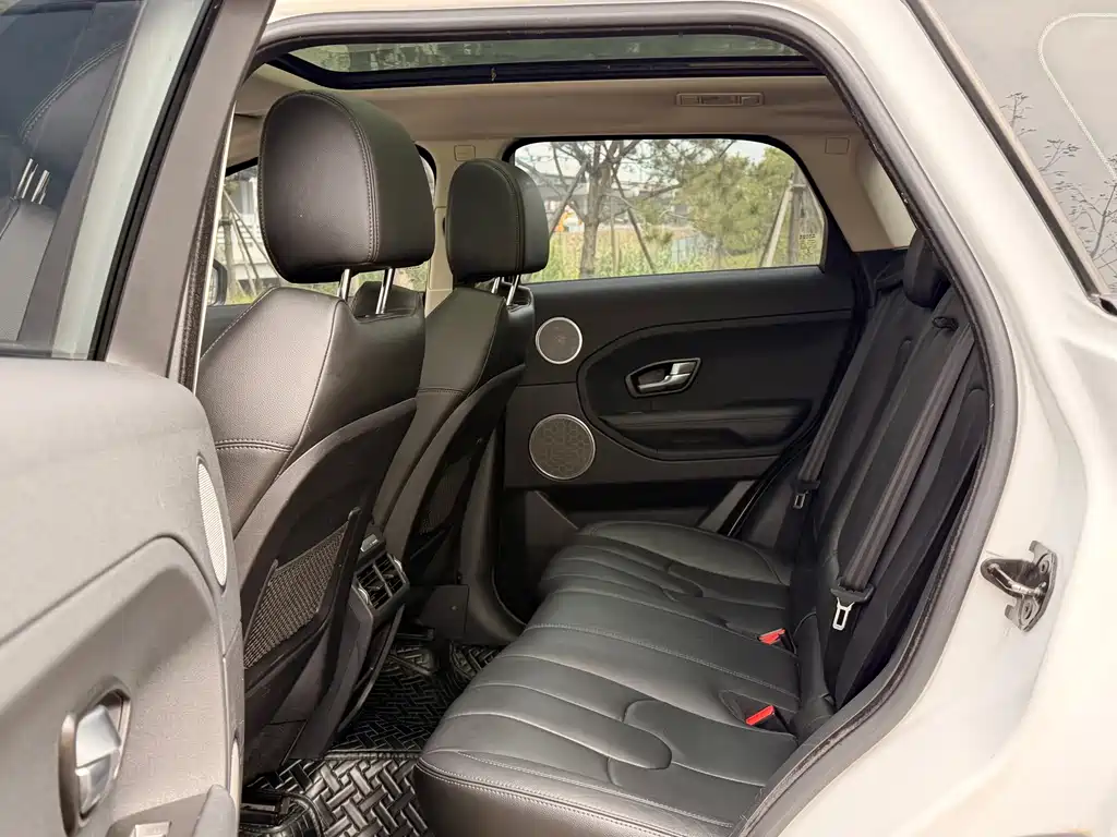 Land Rover Evoque — миниатюра 12