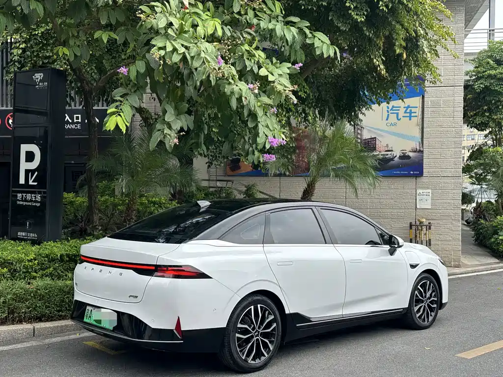 XPeng P5 — миниатюра 7
