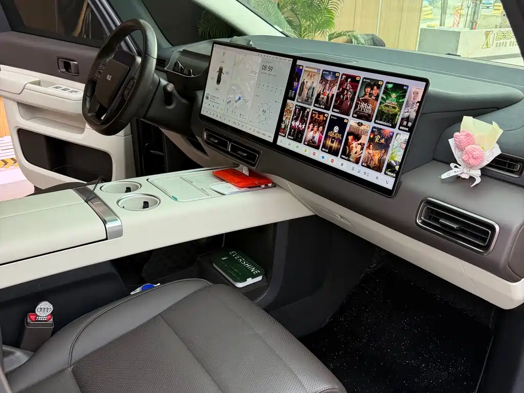 Li Auto MEGA 2024 Ultra