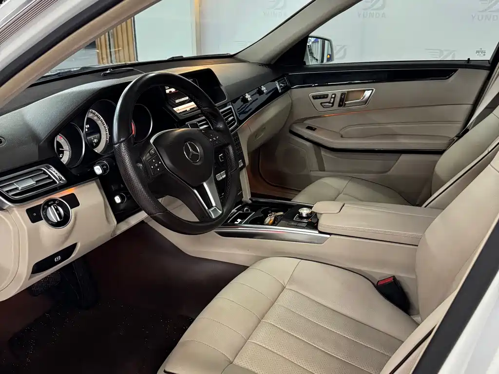 Mercedes-Benz E-Class — миниатюра 4