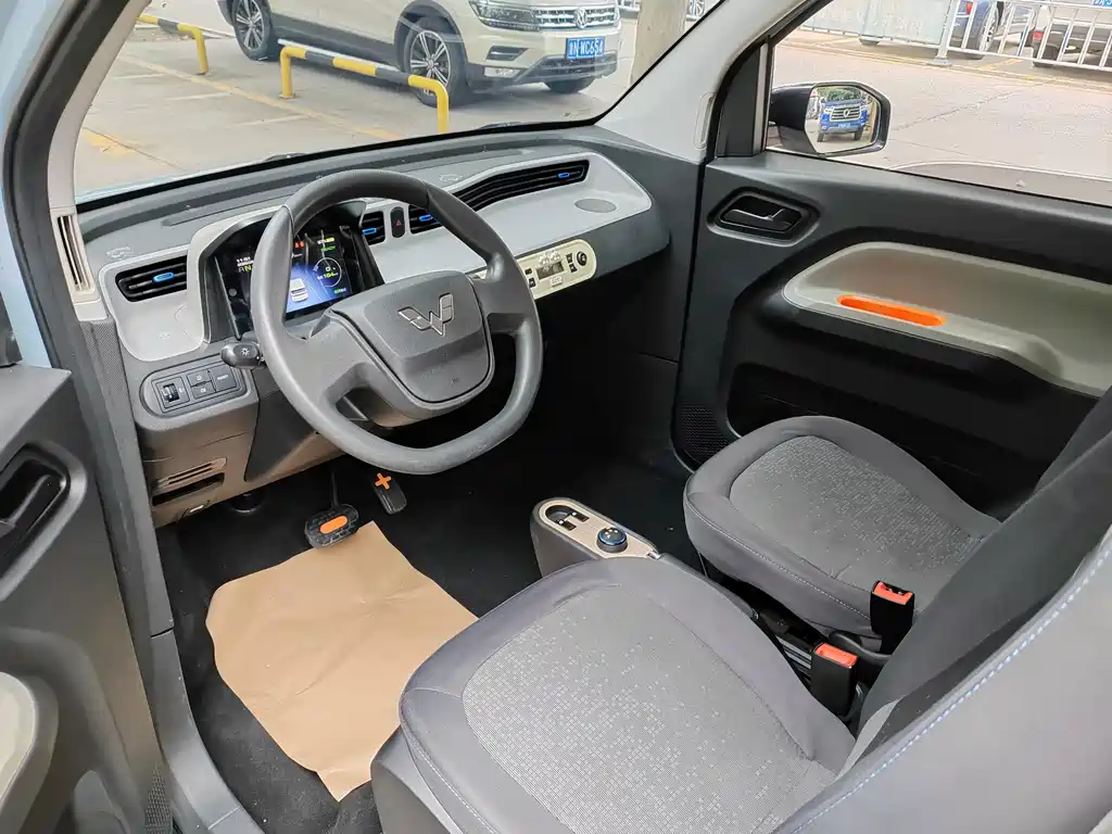 Wuling MINIEV — миниатюра 7