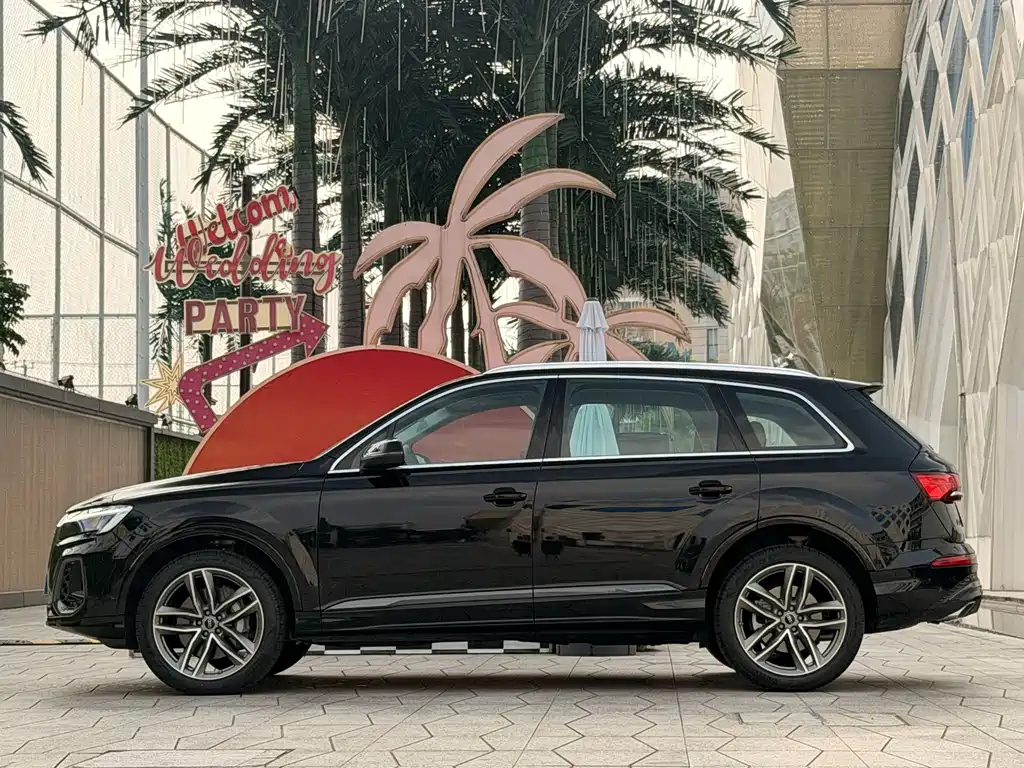 Audi Q7 — миниатюра 7