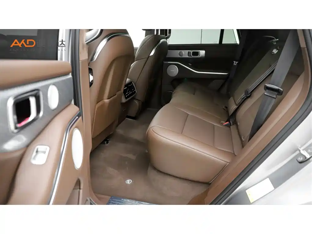 TANK TANK 700 NEW ENERGY