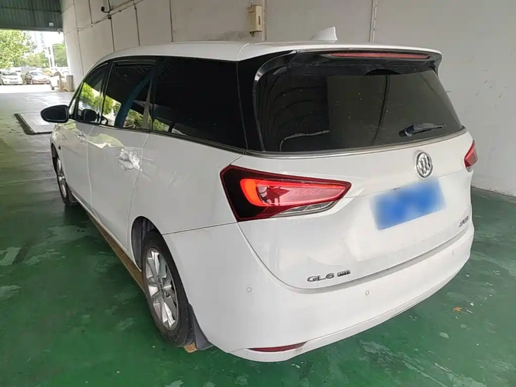 Buick GL6 — миниатюра 5
