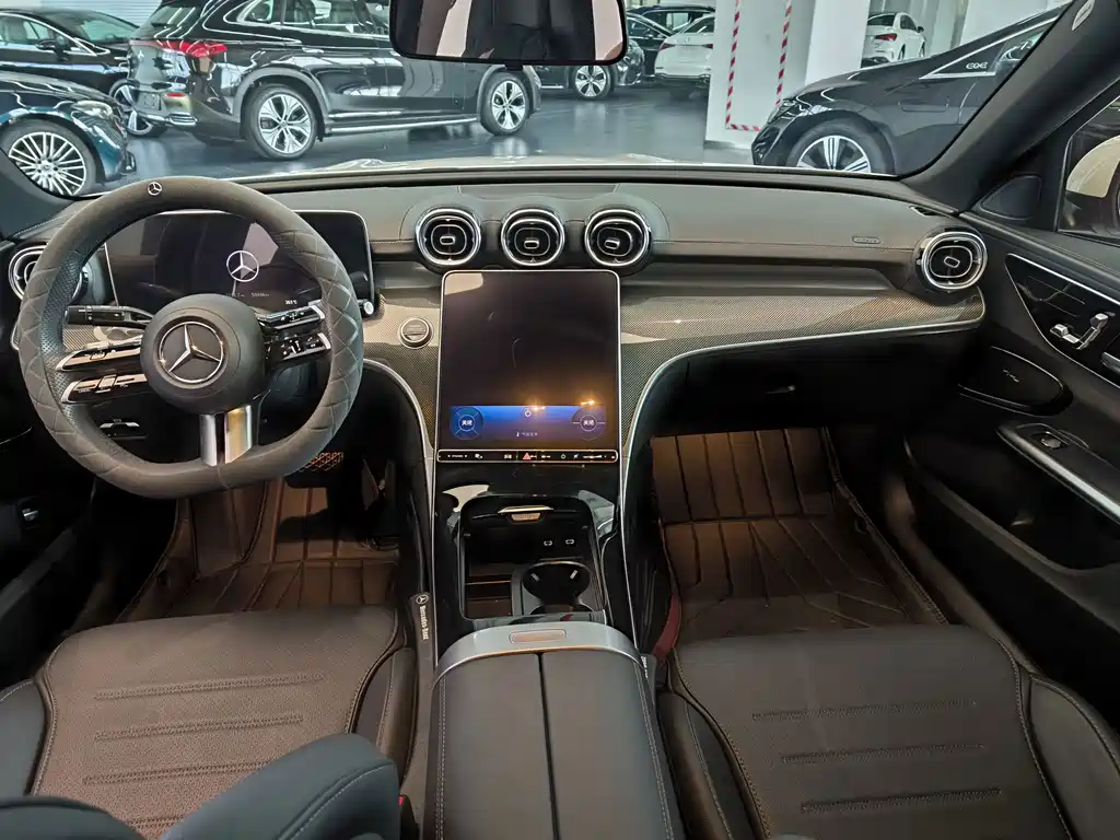 Mercedes-Benz C-Class — миниатюра 10
