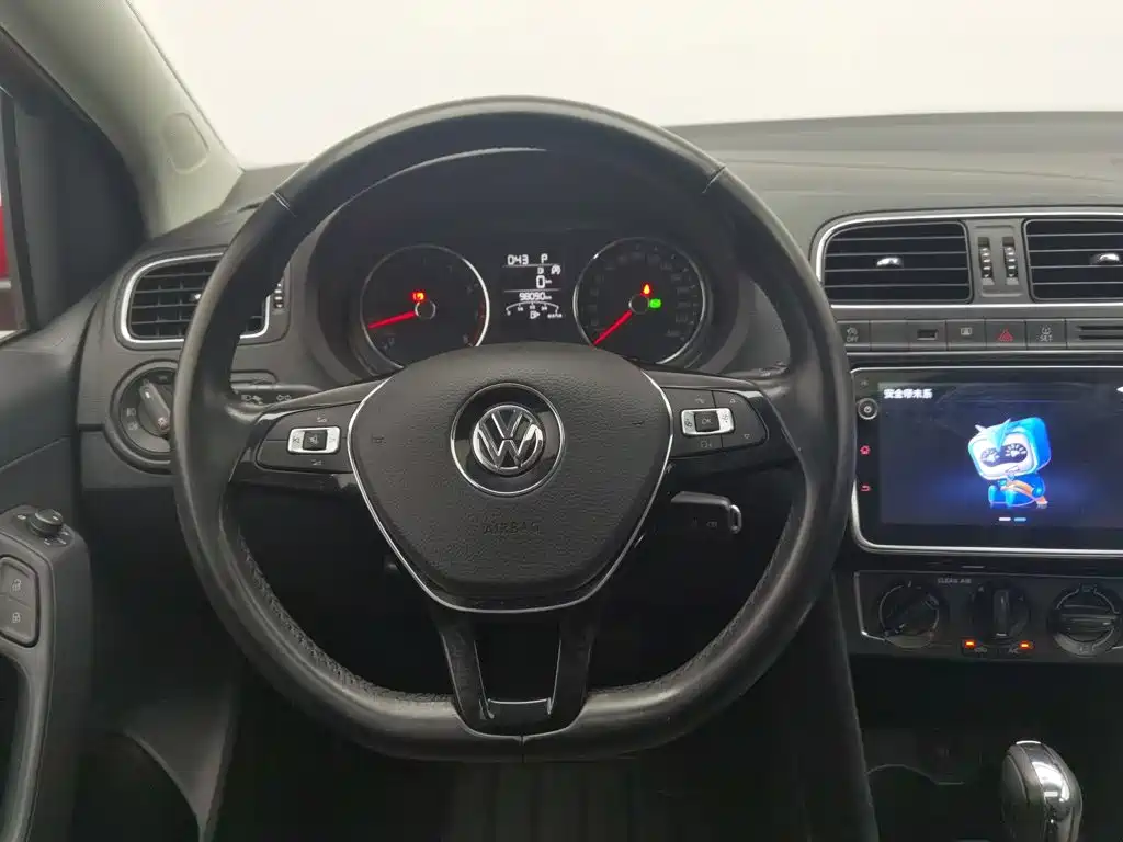 Volkswagen Polo — миниатюра 11