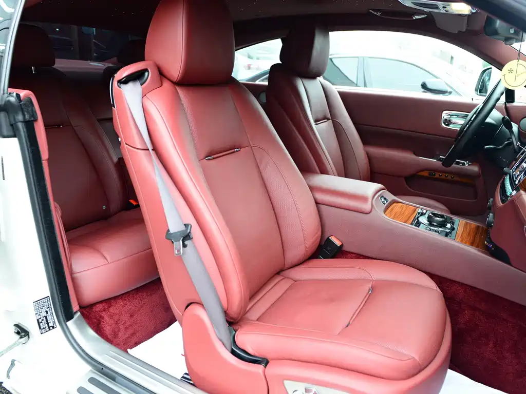 Rolls-Royce Wraith — миниатюра 13