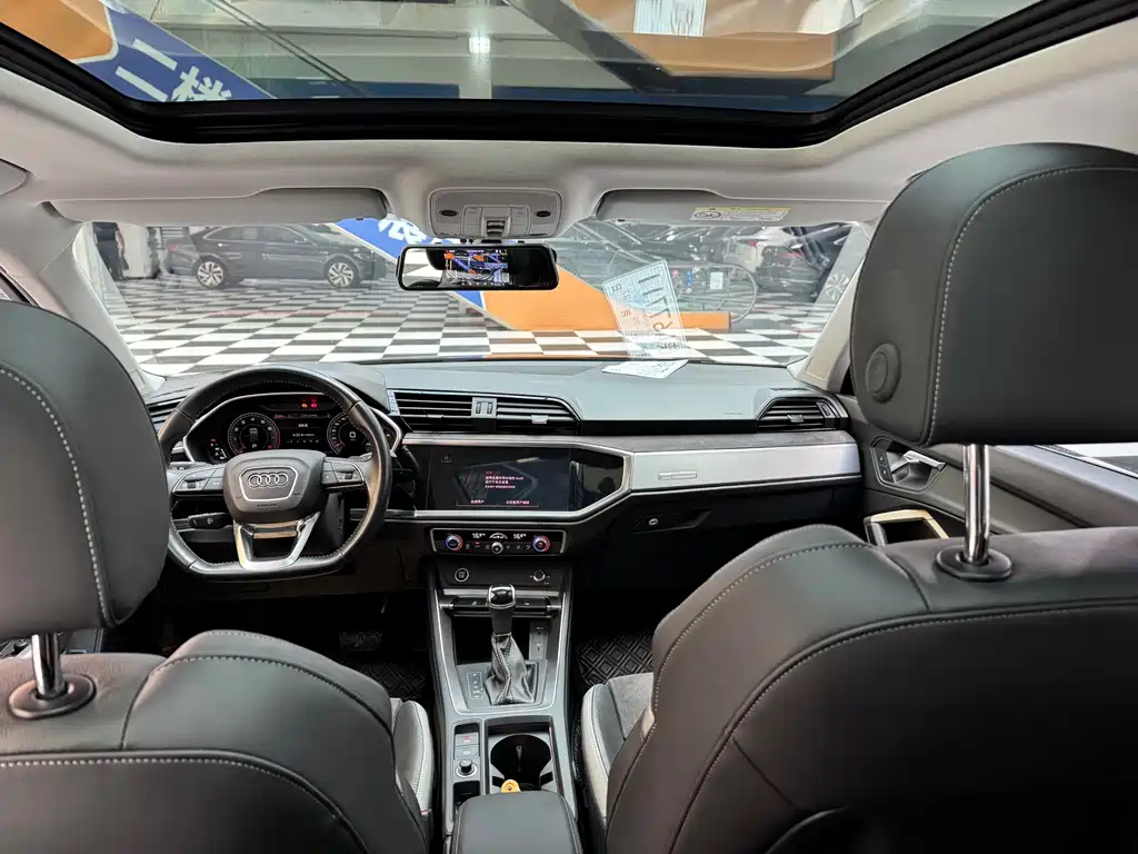 Audi Q3 — миниатюра 19