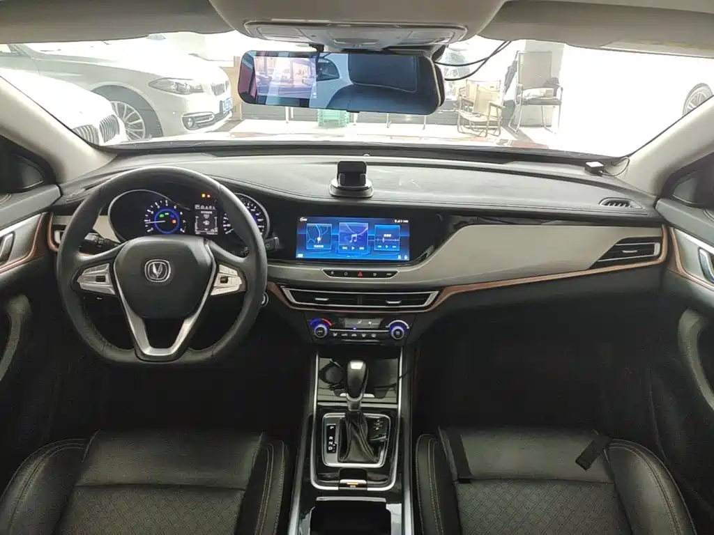 Changan Eado XT — миниатюра 10