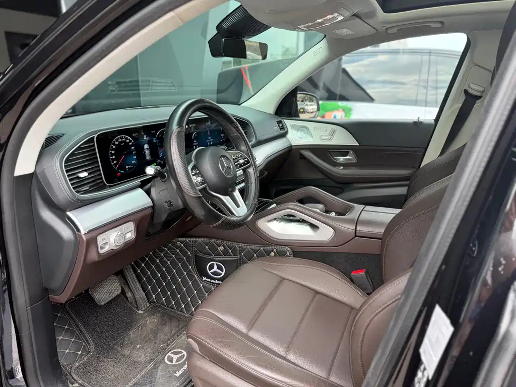Mercedes-Benz GLE (Import) — миниатюра 7