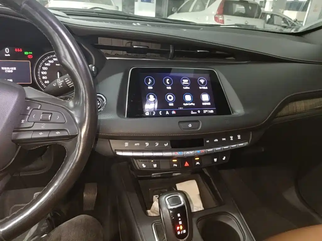 Cadillac XT4 — миниатюра 13