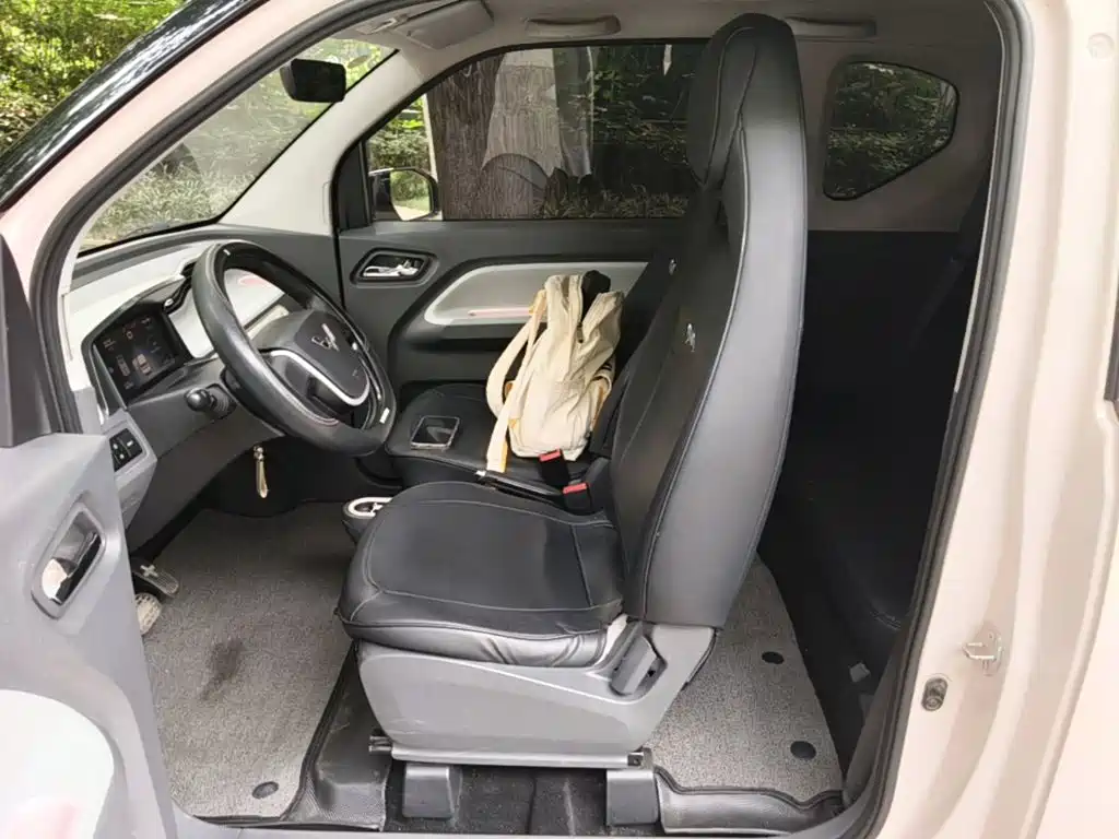 Wuling MINIEV — миниатюра 15