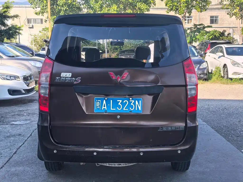 Wuling Hongguang — миниатюра 12