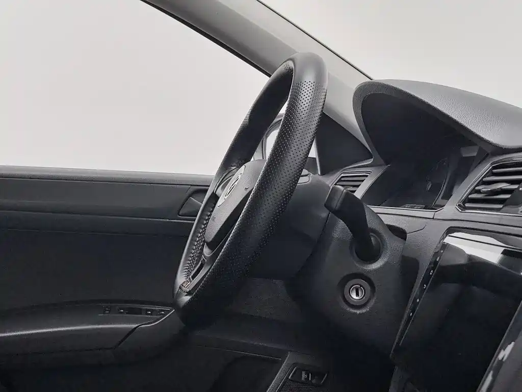 Volkswagen Santana — миниатюра 22