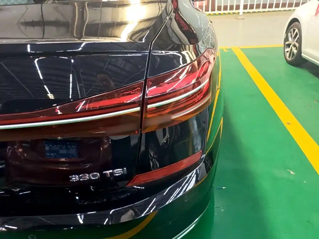 Volkswagen Passat 2023 330TSI Luxury