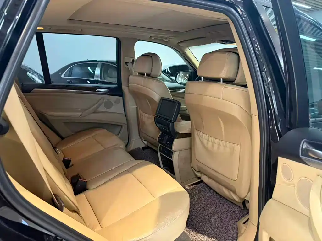 BMW X5 2011 xDrive35i Luxury