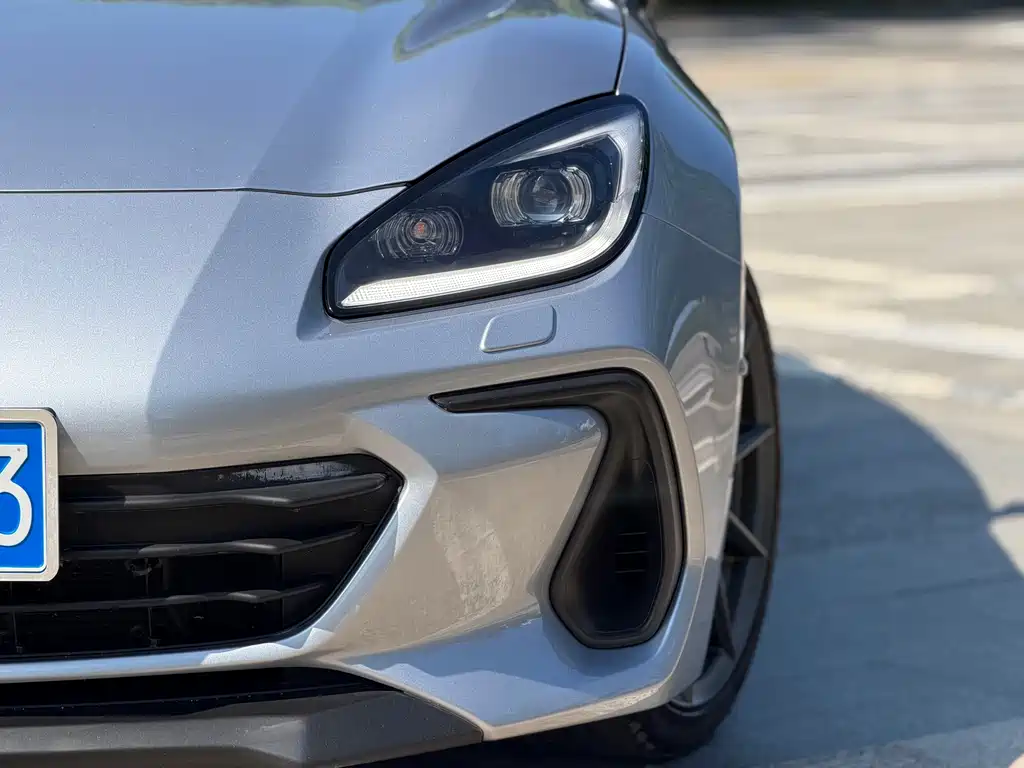 Subaru BRZ — миниатюра 9