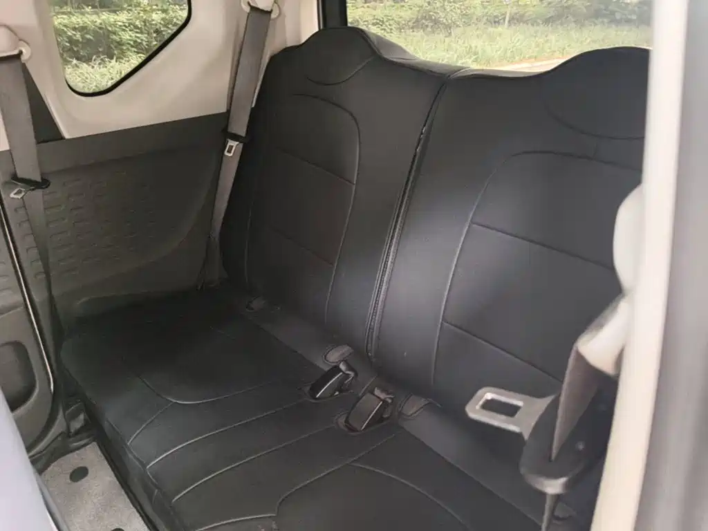 Wuling MINIEV — миниатюра 17