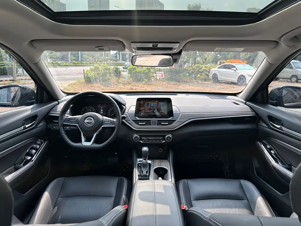 Nissan Teana — миниатюра 8