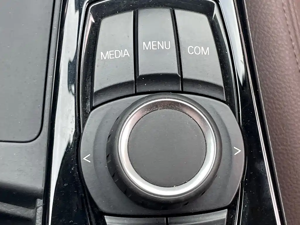 BMW 3 Series — миниатюра 22