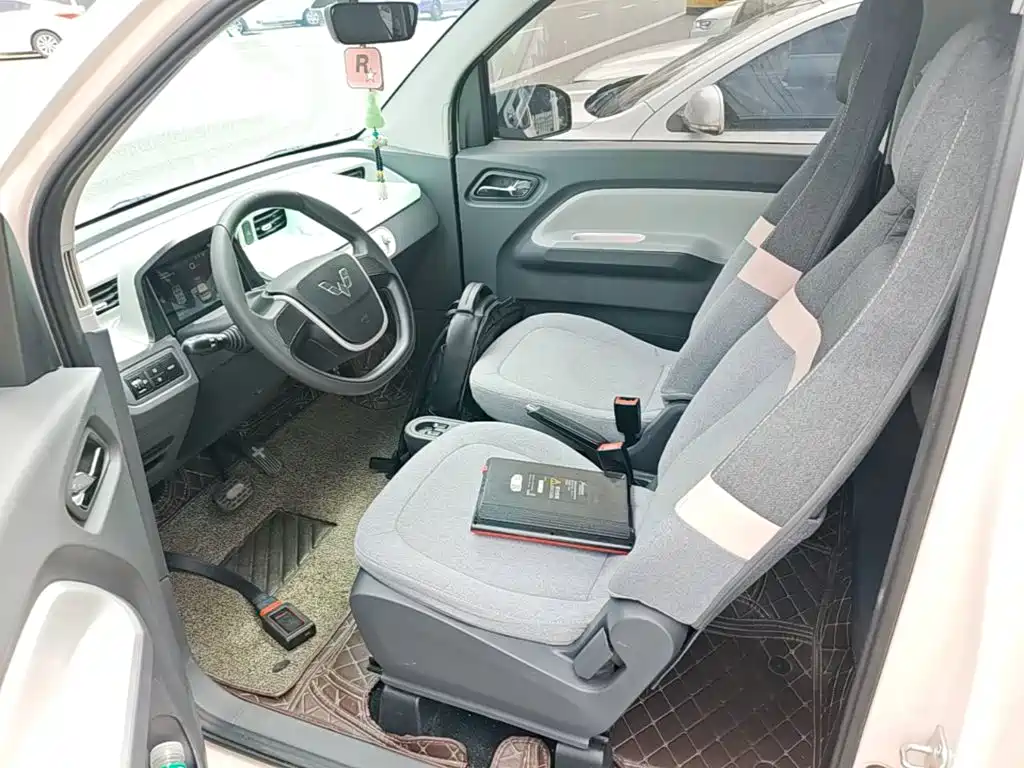 Wuling MINIEV — миниатюра 15