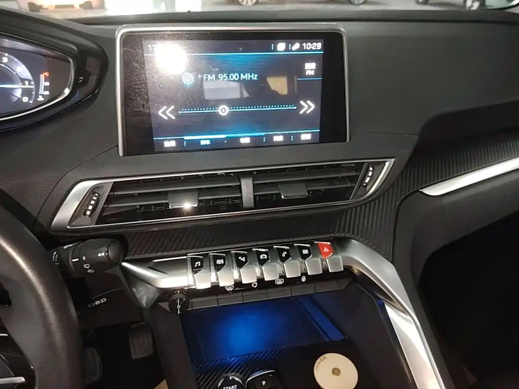 Peugeot 4008 — миниатюра 13