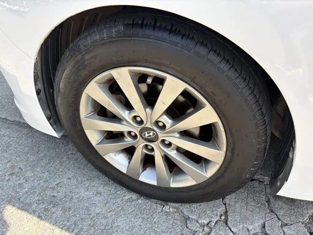 Hyundai Mistra — миниатюра 14