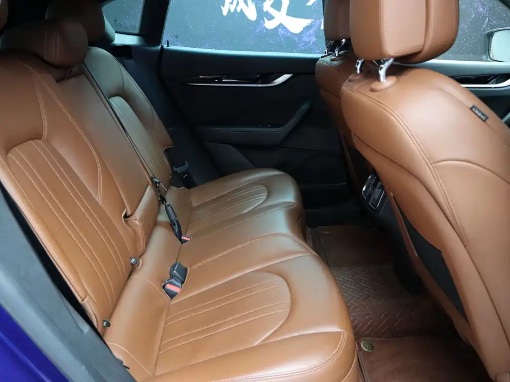 Maserati Levante — миниатюра 17