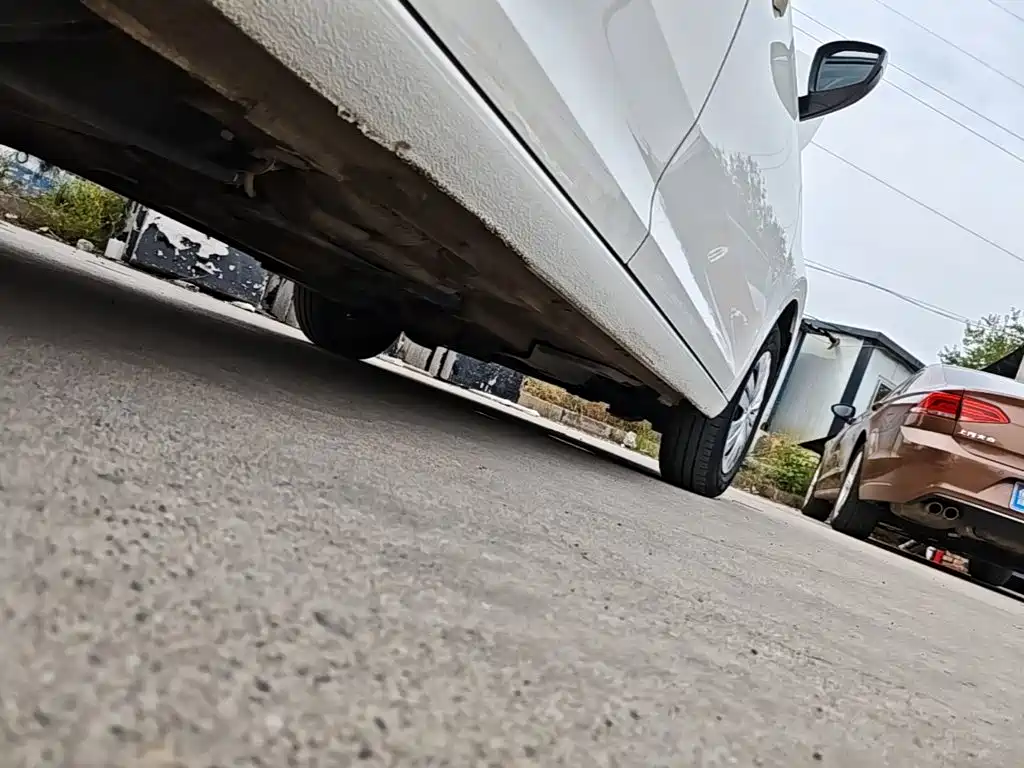 Volkswagen Santana — миниатюра 21