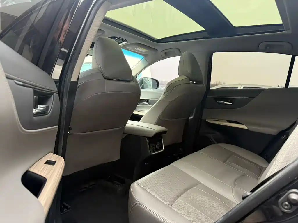 TOYOTA LING FANG HARRIER