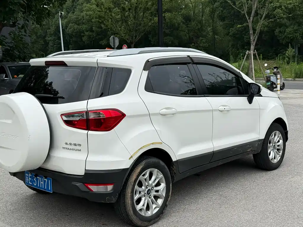 Ford Ecosport — миниатюра 8