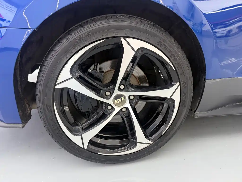 Ford Mustang — миниатюра 8