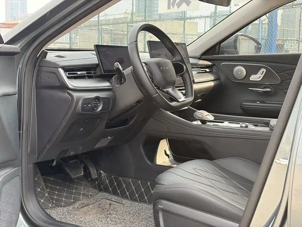 Chery Arrizo 8 PRO — миниатюра 7