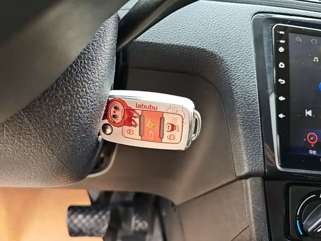Volkswagen Santana — миниатюра 9