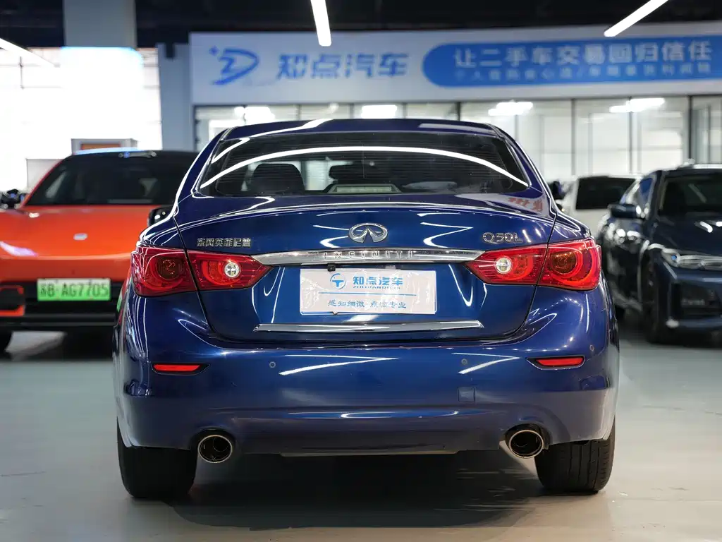 Infiniti Q50L — миниатюра 22