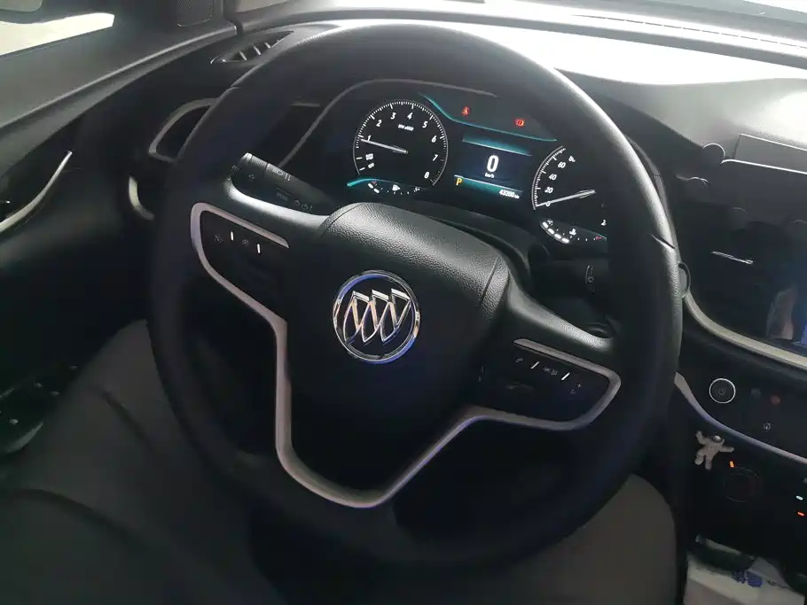 Buick Excelle — миниатюра 15