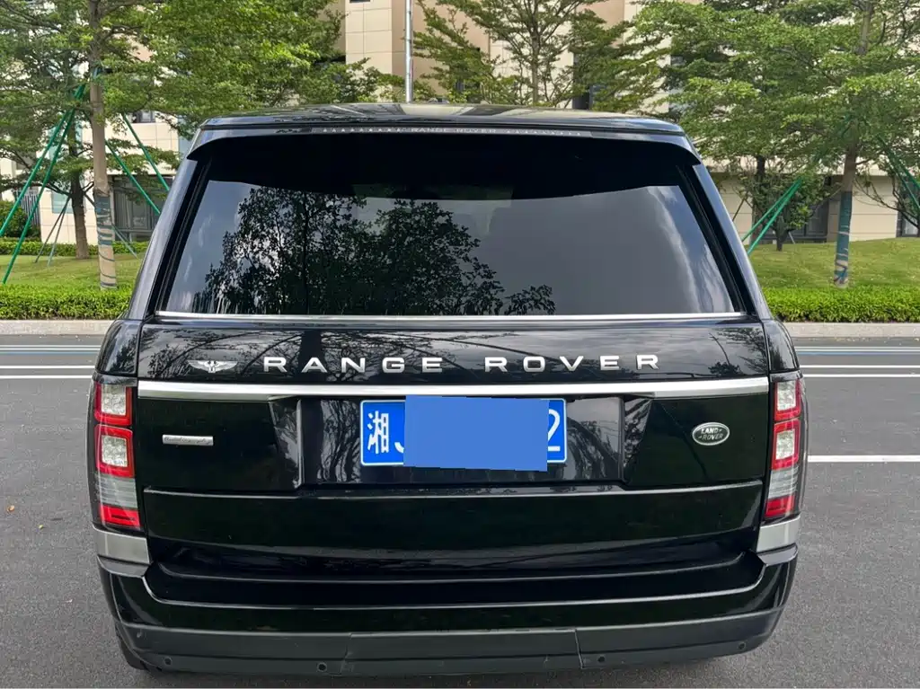 Land Rover Range Rover — миниатюра 4